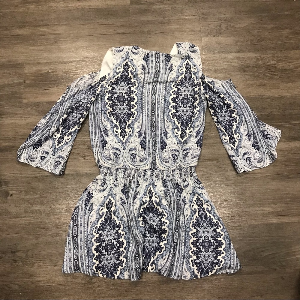Alice + Olivia Jolene Paisley Print Dress 0 - Picture 7 of 7